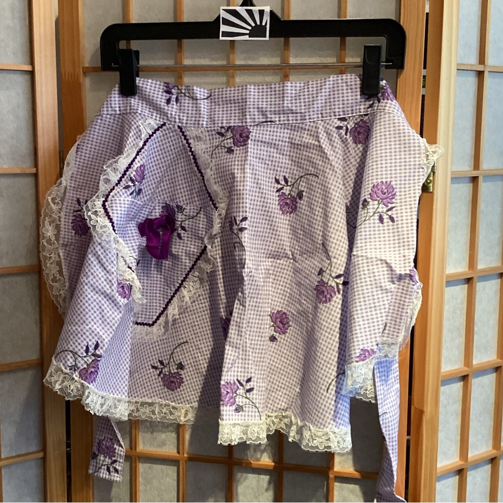 Vintage Handmade Half Apron / Waist Apron Purple Floral Gingham White Lace Trim